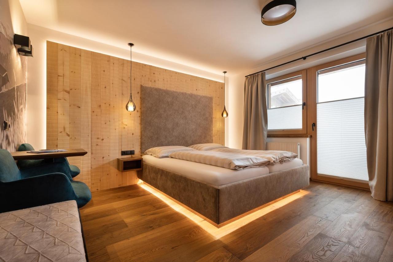 Hotel Garni Landhaus Platzer Zell am Ziller Exterior foto